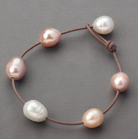 Modern Natural Pearls Bracelet for Women